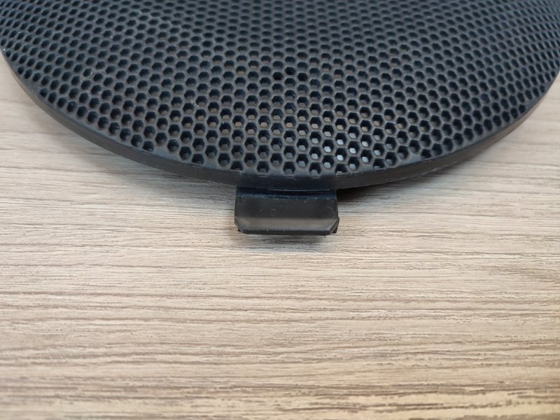 Крышка динамика