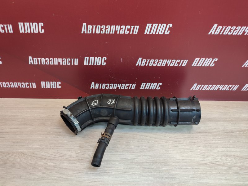 Патрубок воздушного фильтра