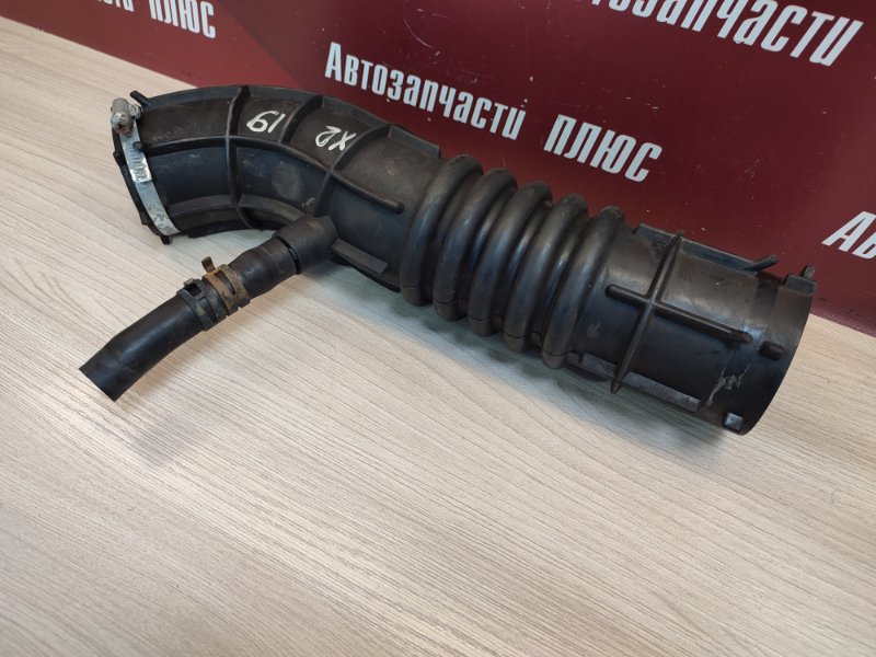 Патрубок воздушного фильтра