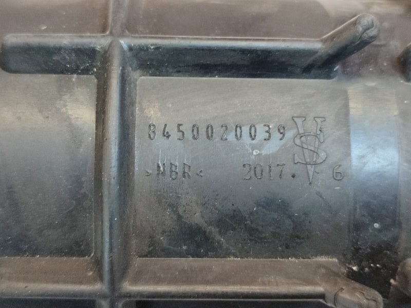 Патрубок воздушного фильтра