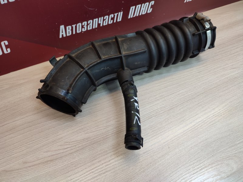 Патрубок воздушного фильтра