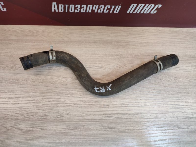 Патрубок отопителя