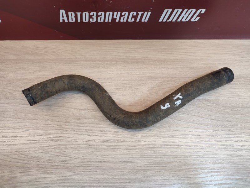 Патрубок отопителя