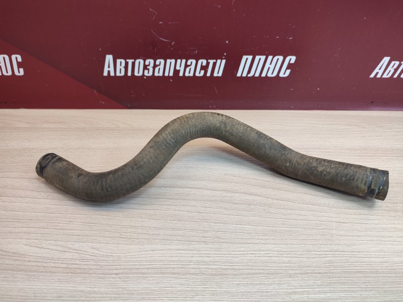 Патрубок отопителя