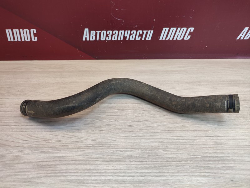 Патрубок отопителя