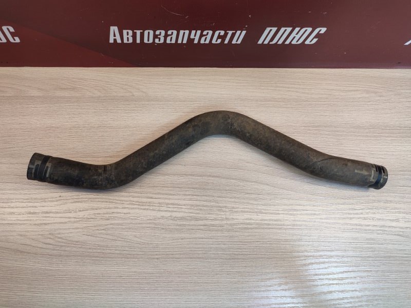 Патрубок отопителя