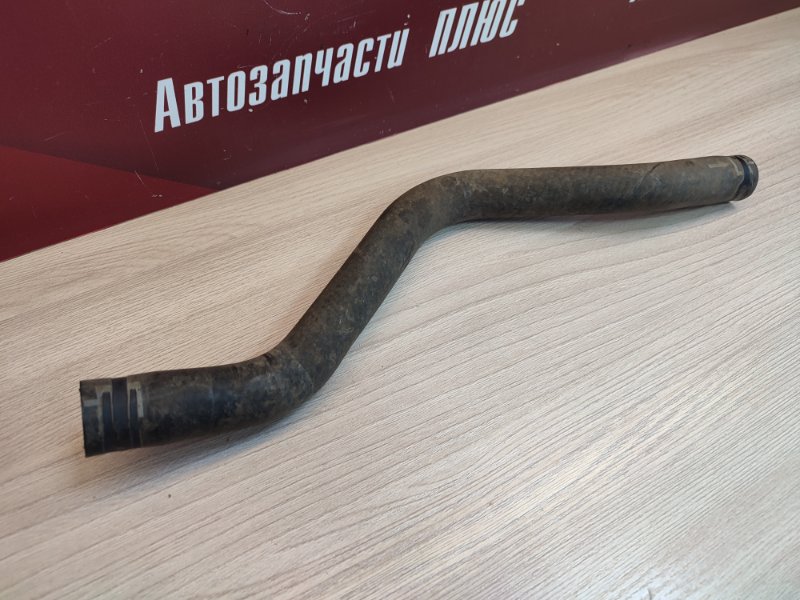 Патрубок отопителя