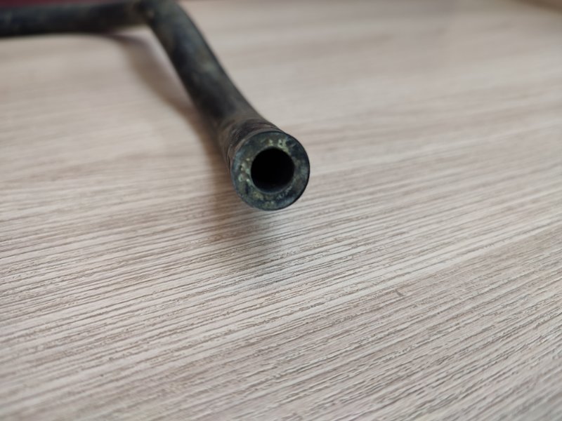 Патрубок радиатора