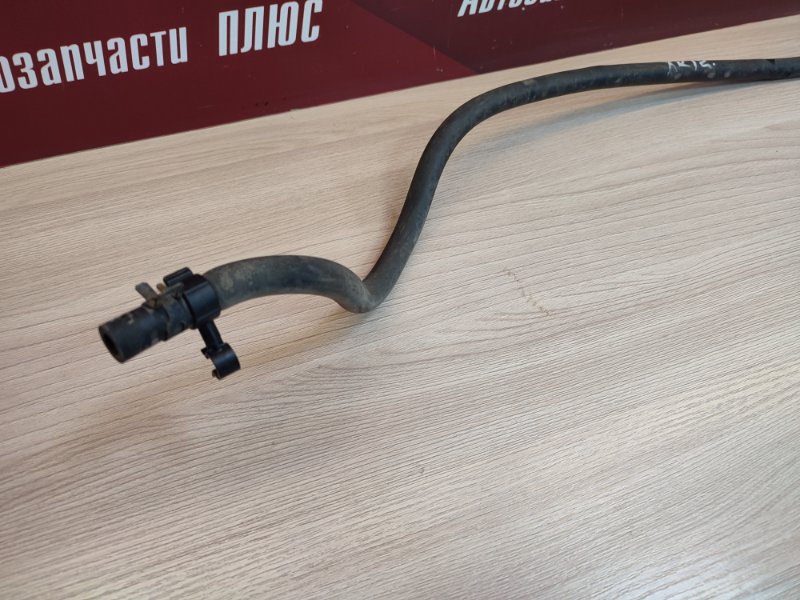 Патрубок радиатора