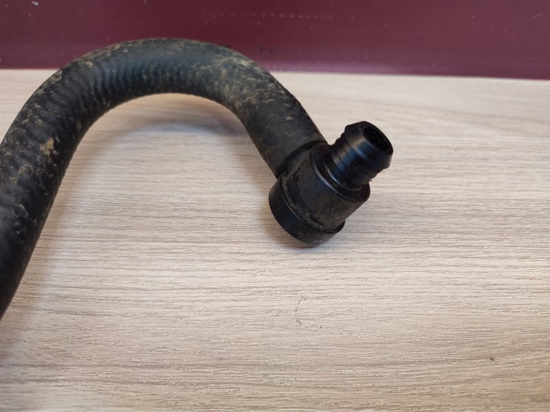 Шланг вакуумного усилителя