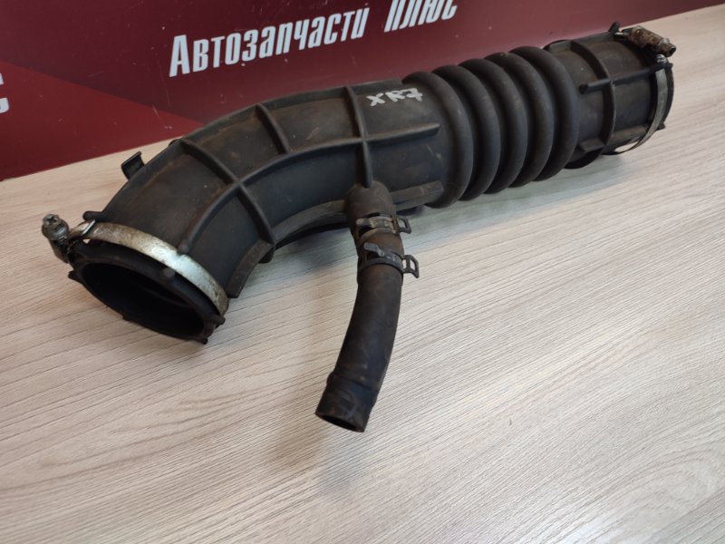 Патрубок воздушного фильтра