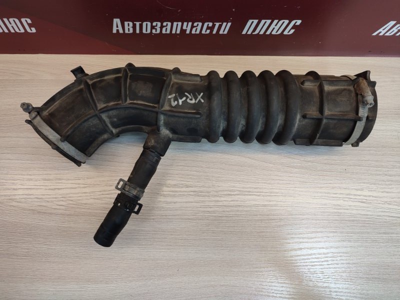 Патрубок воздушного фильтра