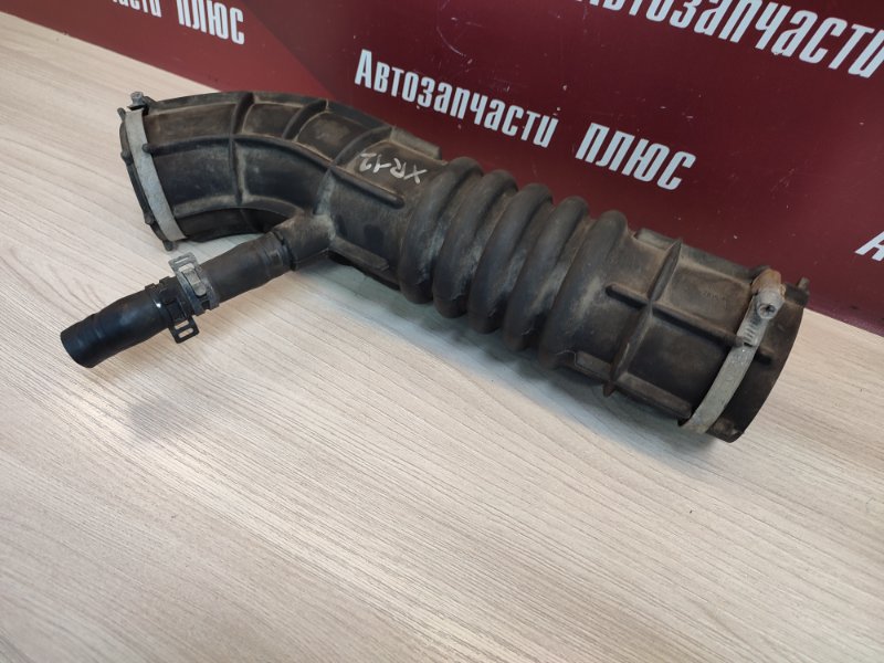 Патрубок воздушного фильтра