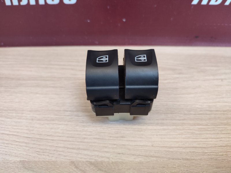 Кнопка стеклоподъемника