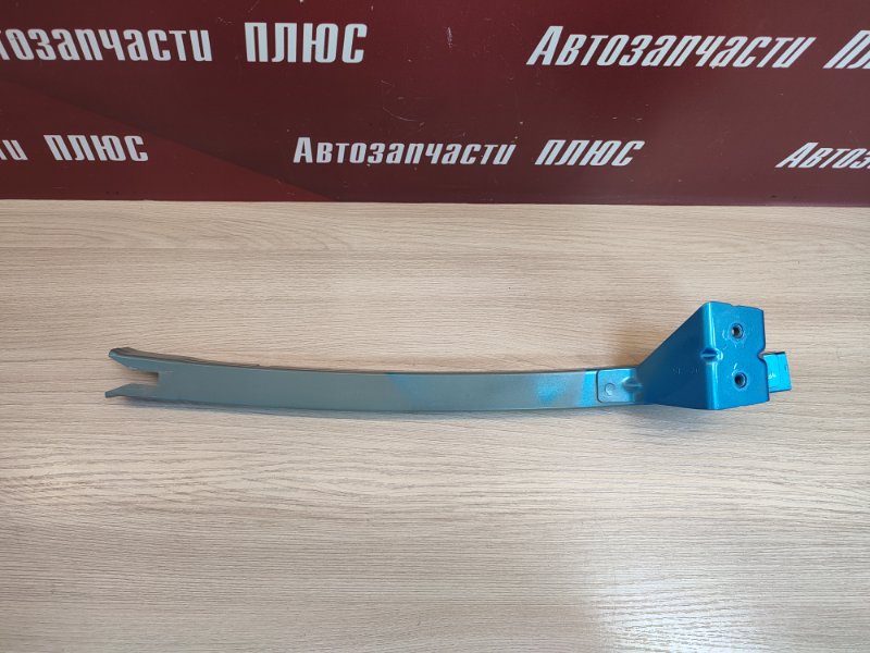 Направляющая стекла     двери