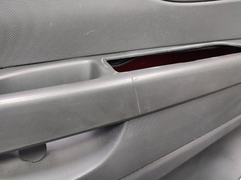 Обшивка боковой двери