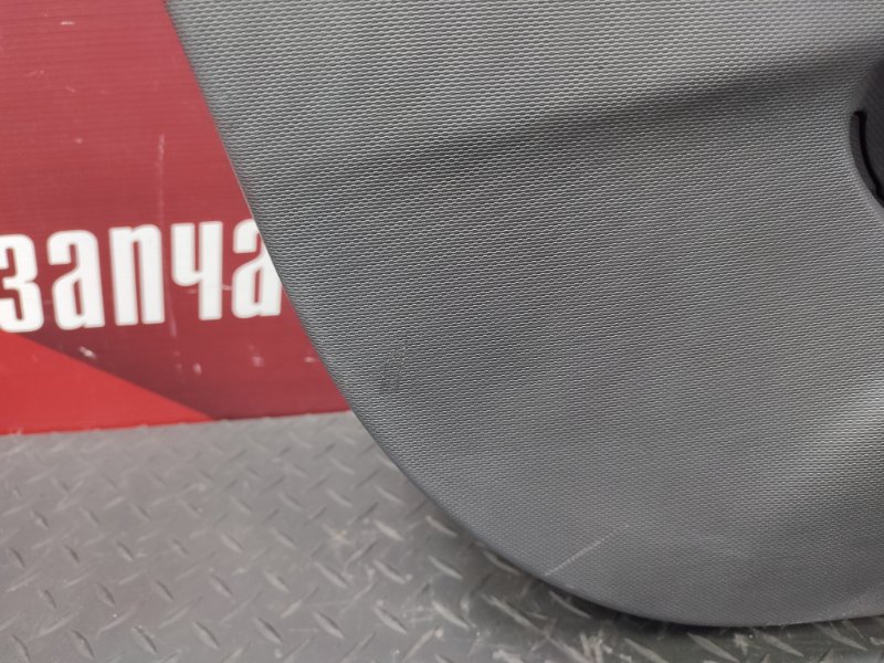 Обшивка боковой двери