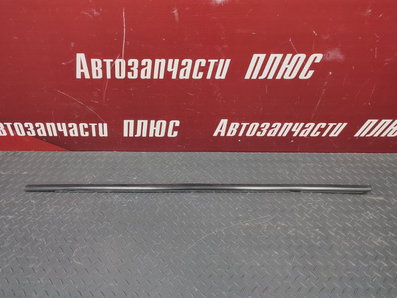 Уплотнитель стекла двери внешний