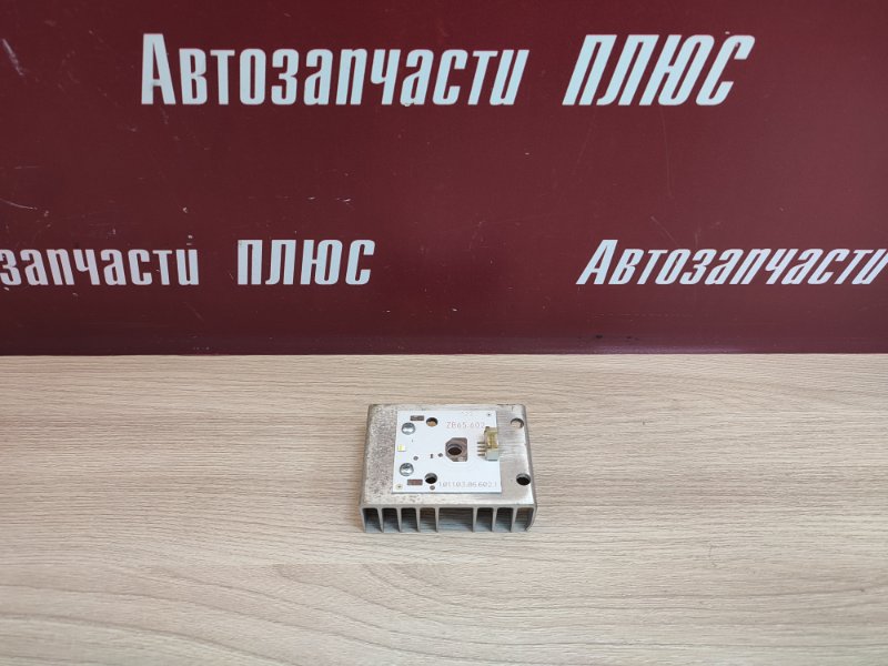 Радиатор фары