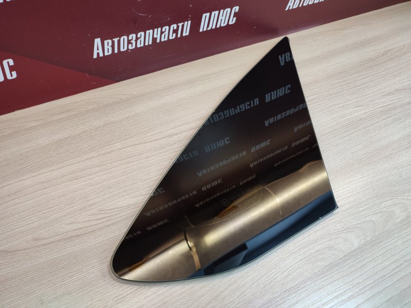 Форточка кузова