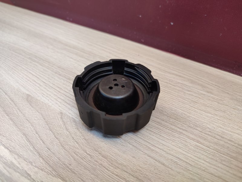 Крышка расширительного бачка