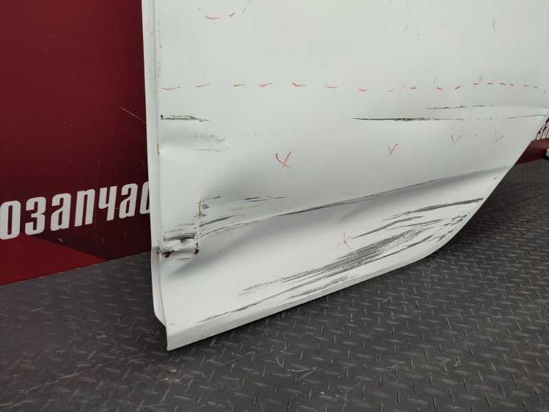 Дверь боковая