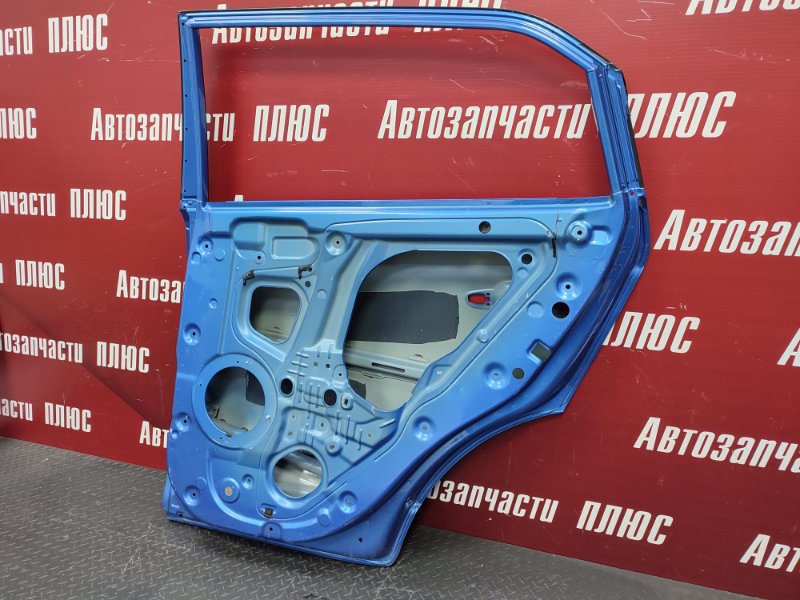 Дверь боковая