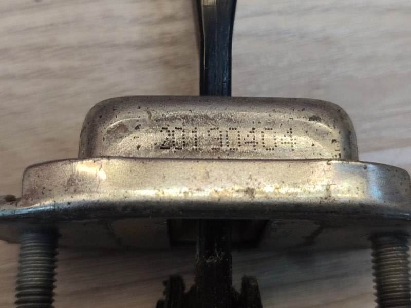 Ограничитель двери