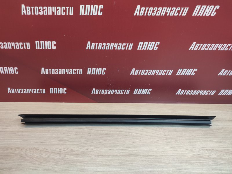 Уплотнитель стекла двери внутренний