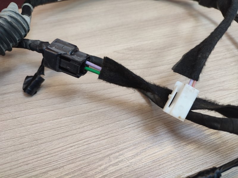 Проводка      двери