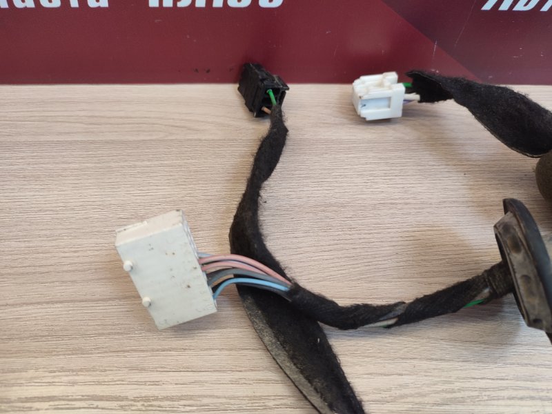 Проводка      двери