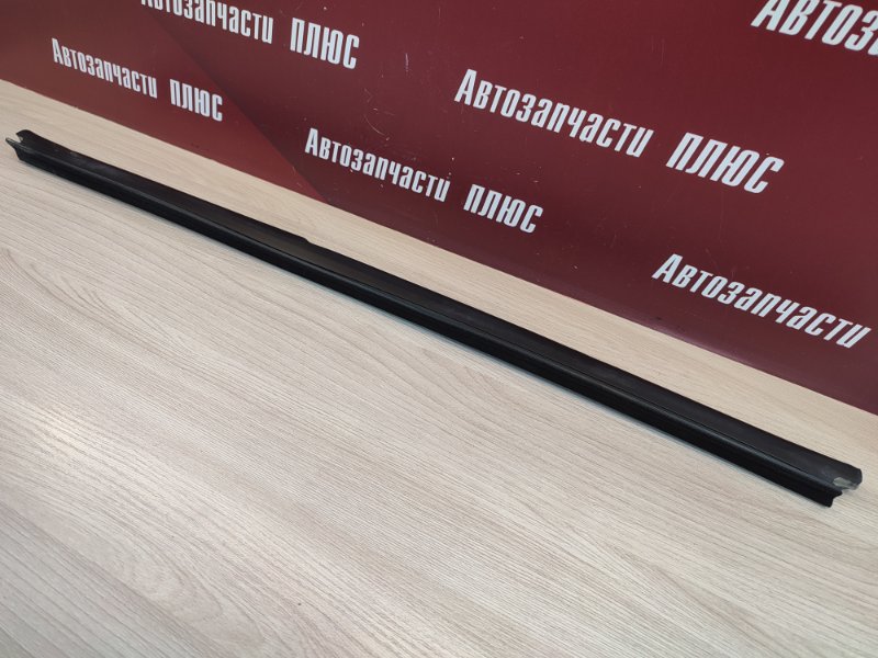 Уплотнитель стекла двери внутренний