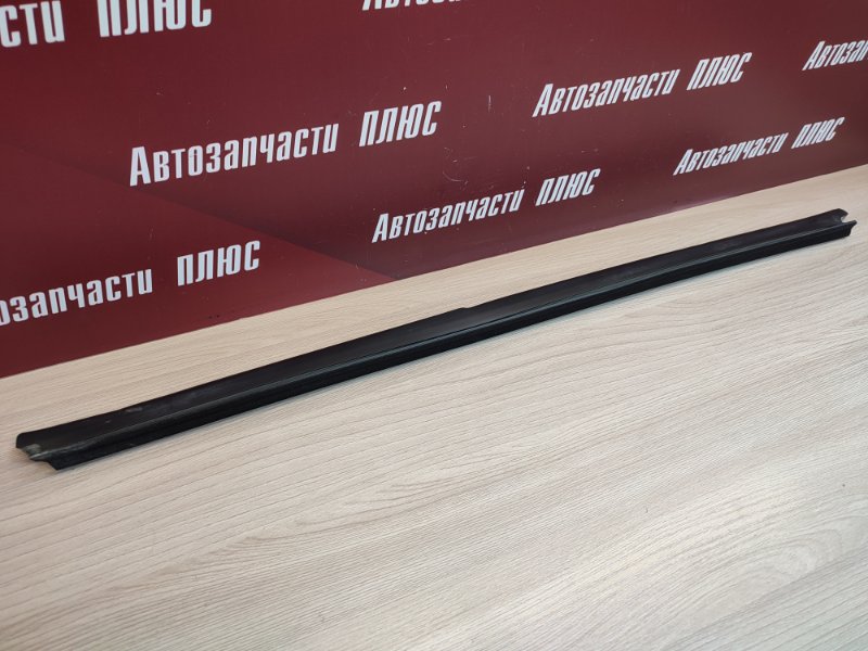 Уплотнитель стекла двери внутренний