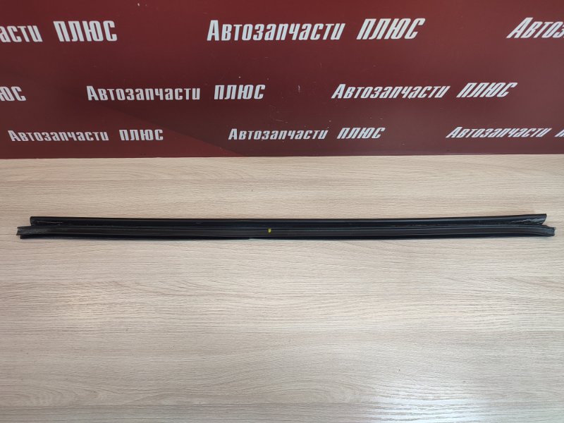 Уплотнитель стекла двери внутренний