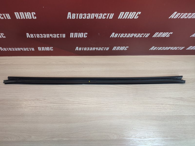 Уплотнитель стекла двери внутренний