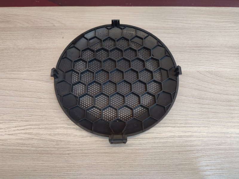 Крышка динамика