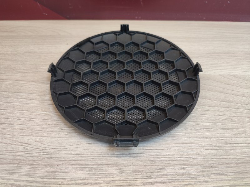 Крышка динамика