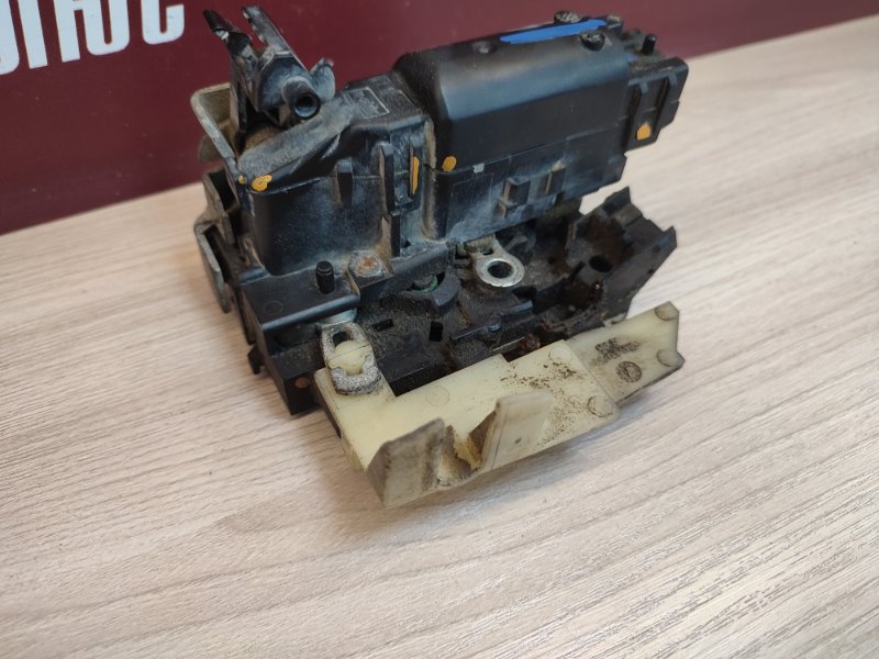 Замок      двери