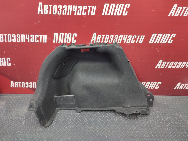 Обшивка багажника