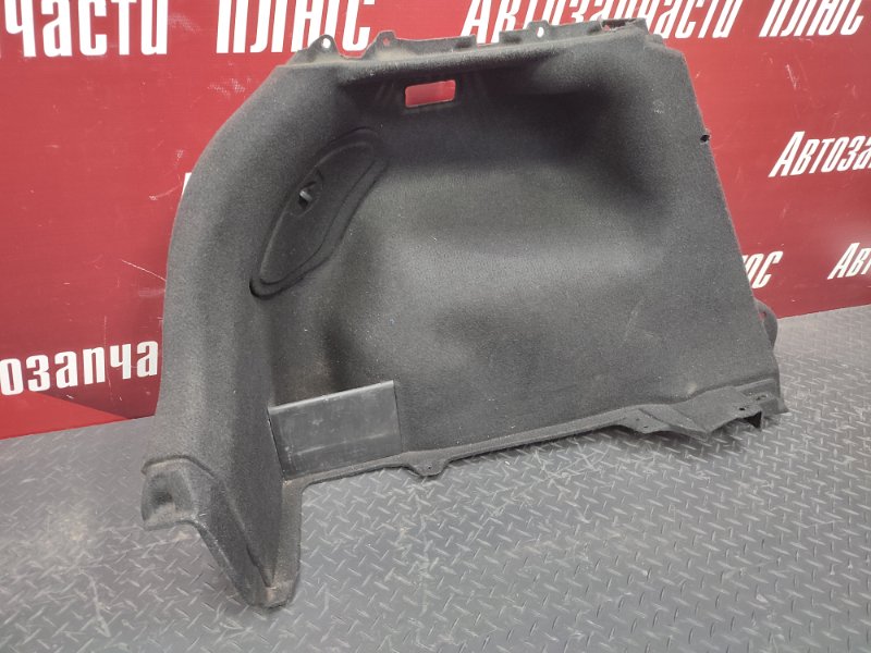 Обшивка багажника