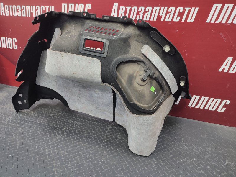 Обшивка багажника