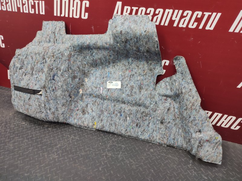 Обшивка багажника