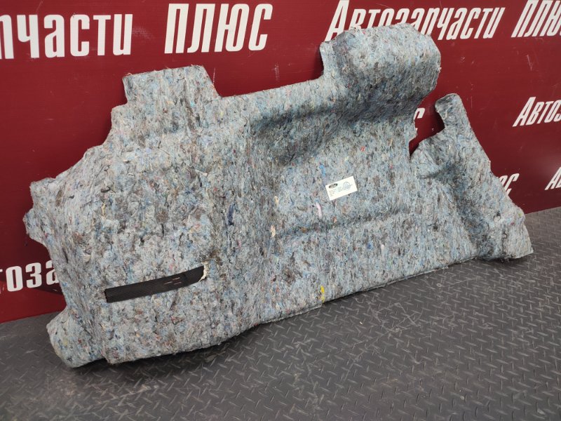 Обшивка багажника