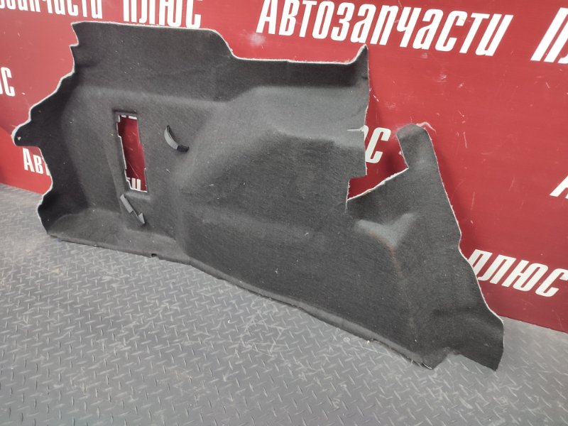 Обшивка багажника