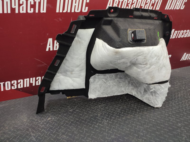 Обшивка багажника