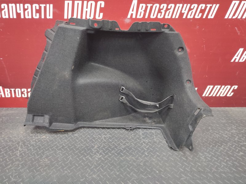 Обшивка багажника