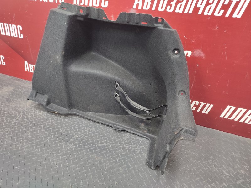 Обшивка багажника