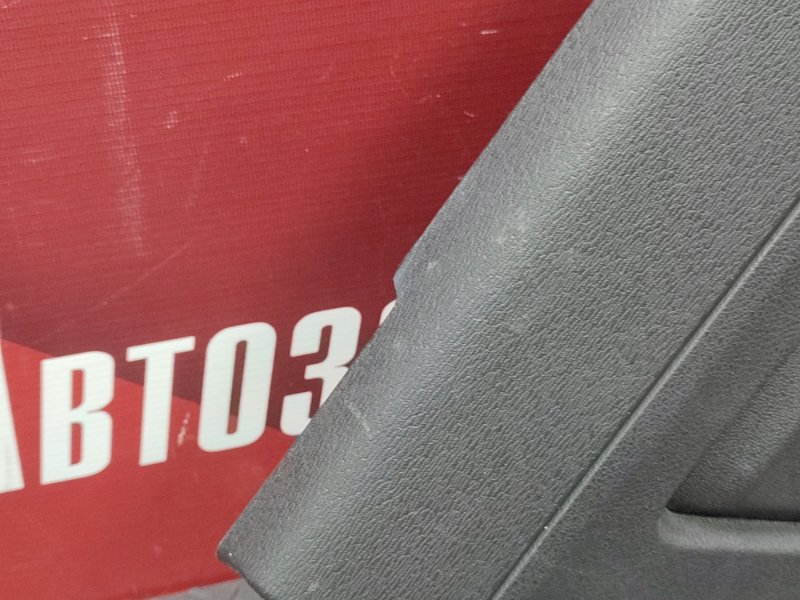 Обшивка боковой двери