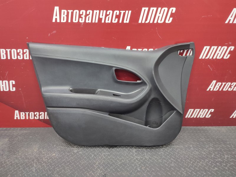 Обшивка боковой двери