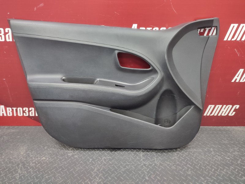 Обшивка боковой двери